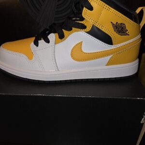 Nike Air Jordan 1 Yellow and White Sneakers